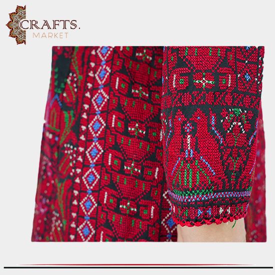 ثوب نسائي بألوان متعددة مطرز يدويًا 