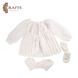 Handmade wool baby’s jacket with tassels and mittens