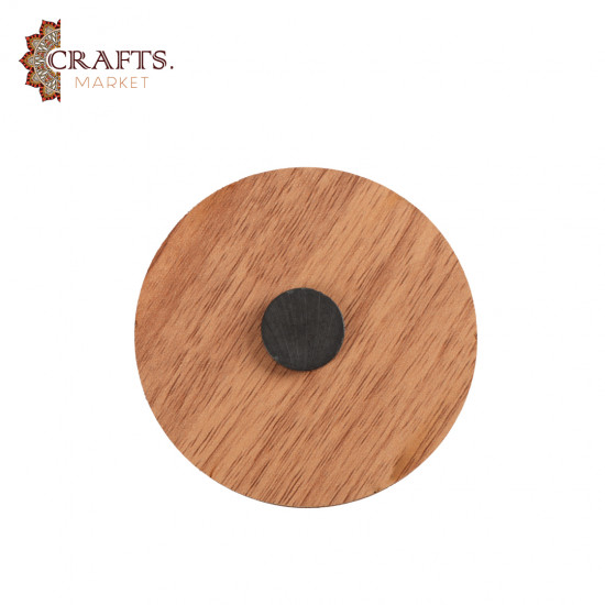 تعليقة مغناطيس من الخشب المطرز عليه يدوياً (يافا) تعليقة مغناطيس من الخشب المطرز عليه يدوياً (يافا)