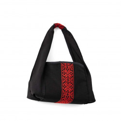 Women's handbag with peasant design
