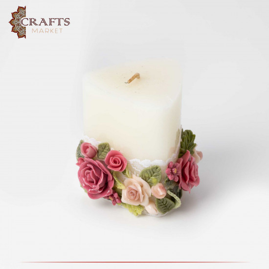 Luxury Triangular Candle with a Ceramic Roses Design