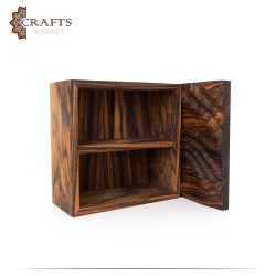 صندوق خشبي مصنوع يدوياً بتصميم الأمواج بلونين