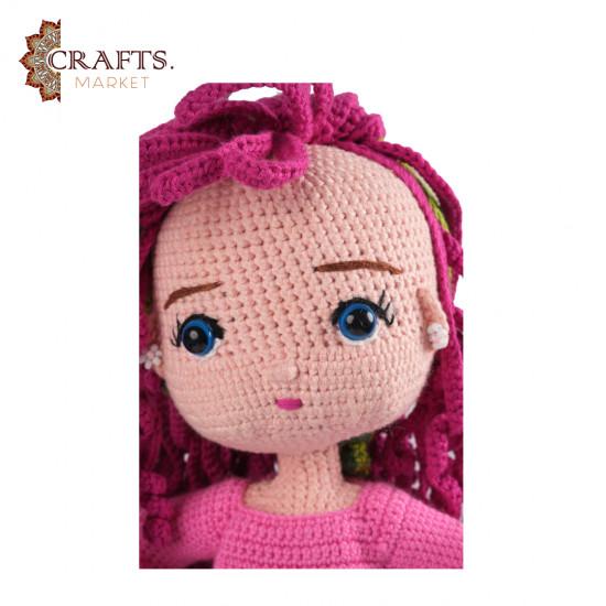 دمية باربي" توت العليق "مصنوعة يدوياً دمية باربي" توت العليق "مصنوعة يدوياً