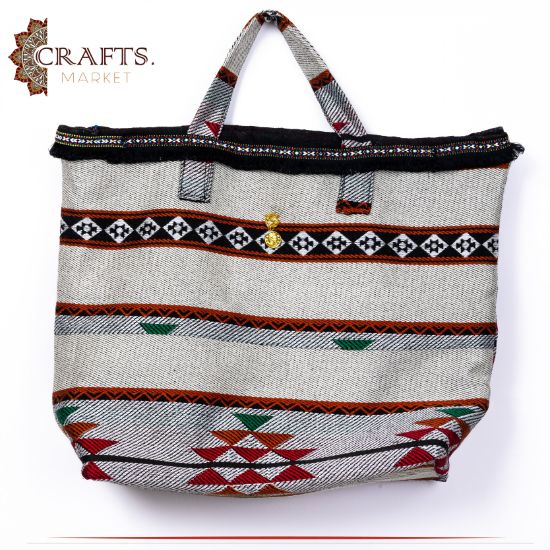 حقيبة سفر من القماش بالوان متعددة مصنعة يدويا